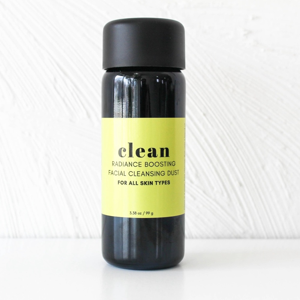 Radiance boosting - facial cleansing dust.